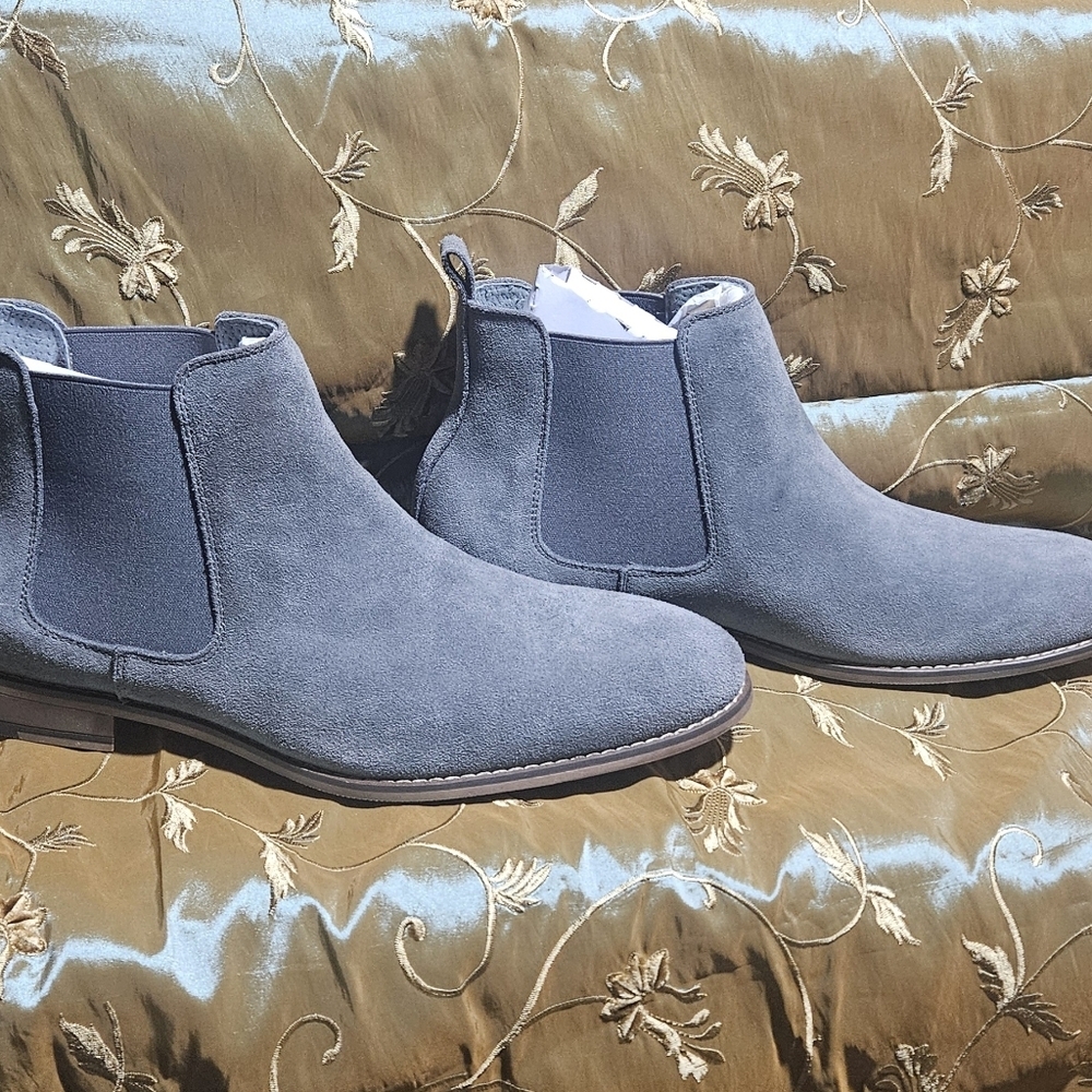 Men's Suede Chelsea Boots - Gray. Size 13
